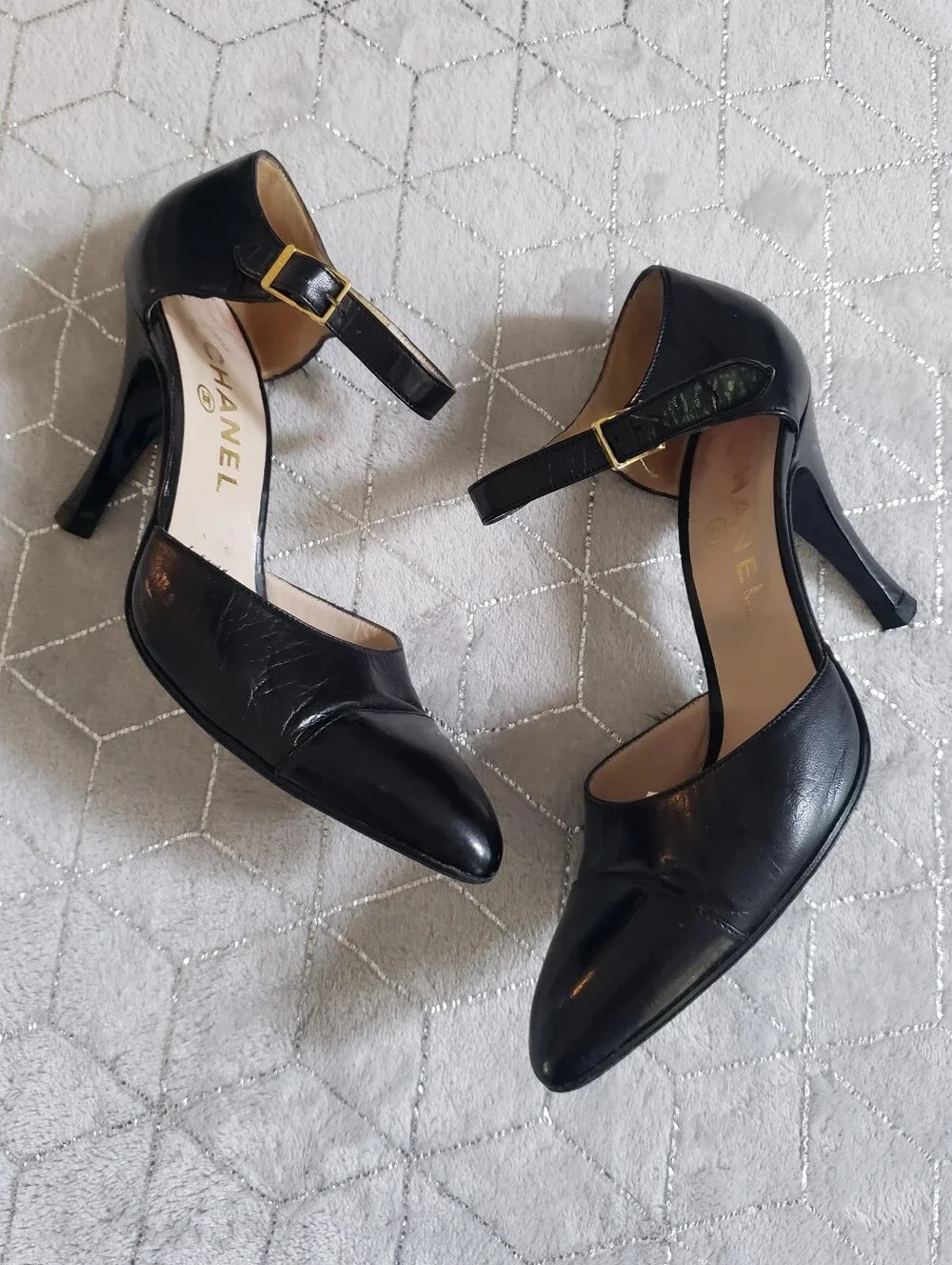 CHANEL | Womens Leather D'Orsay Pumps